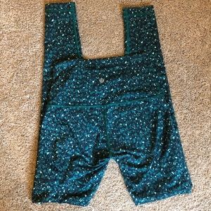 Lululemon High-Waisted Legging